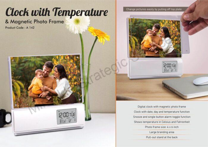 Clock with Temperature and Magnetic photo frame - Image 2